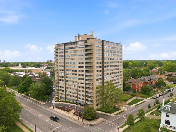 1620 E Broad Street, Unit 402, Columbus, OH 43203