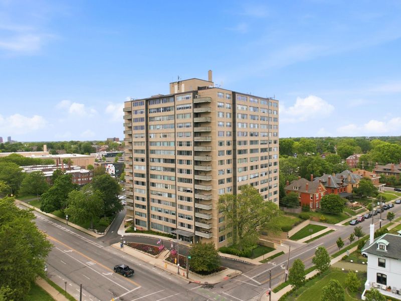 1620 E Broad Street, Unit 402, Columbus, OH 43203 Photo 1
