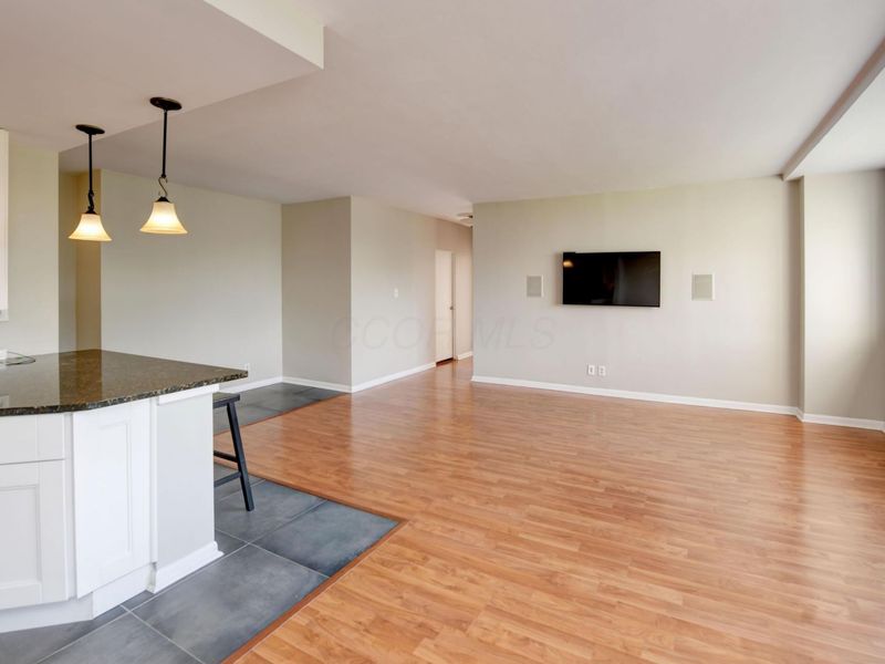 1620 E Broad Street, Unit 402, Columbus, OH 43203 Photo 11