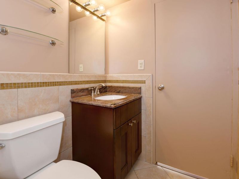 1620 E Broad Street, Unit 402, Columbus, OH 43203 Photo 18