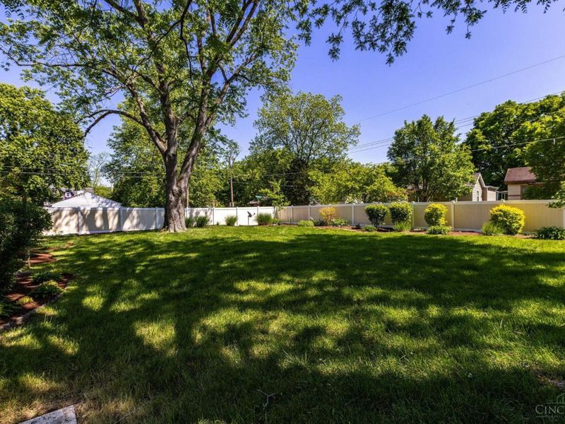 5307 Ebersole Avenue, Cincinnati, OH 45226 Photo 7