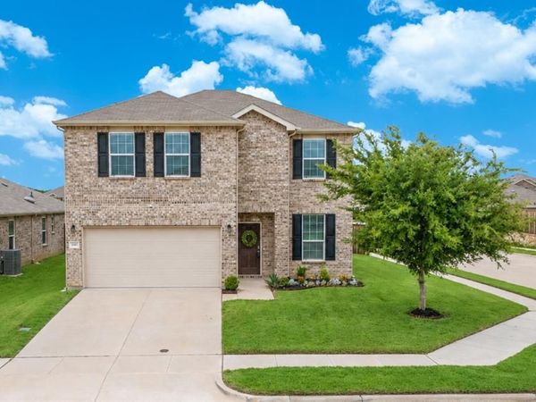 1145 Vernon Drive, Aubrey, TX 76227