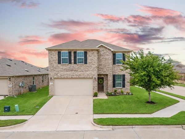 1145 Vernon Drive , Aubrey, TX 76227