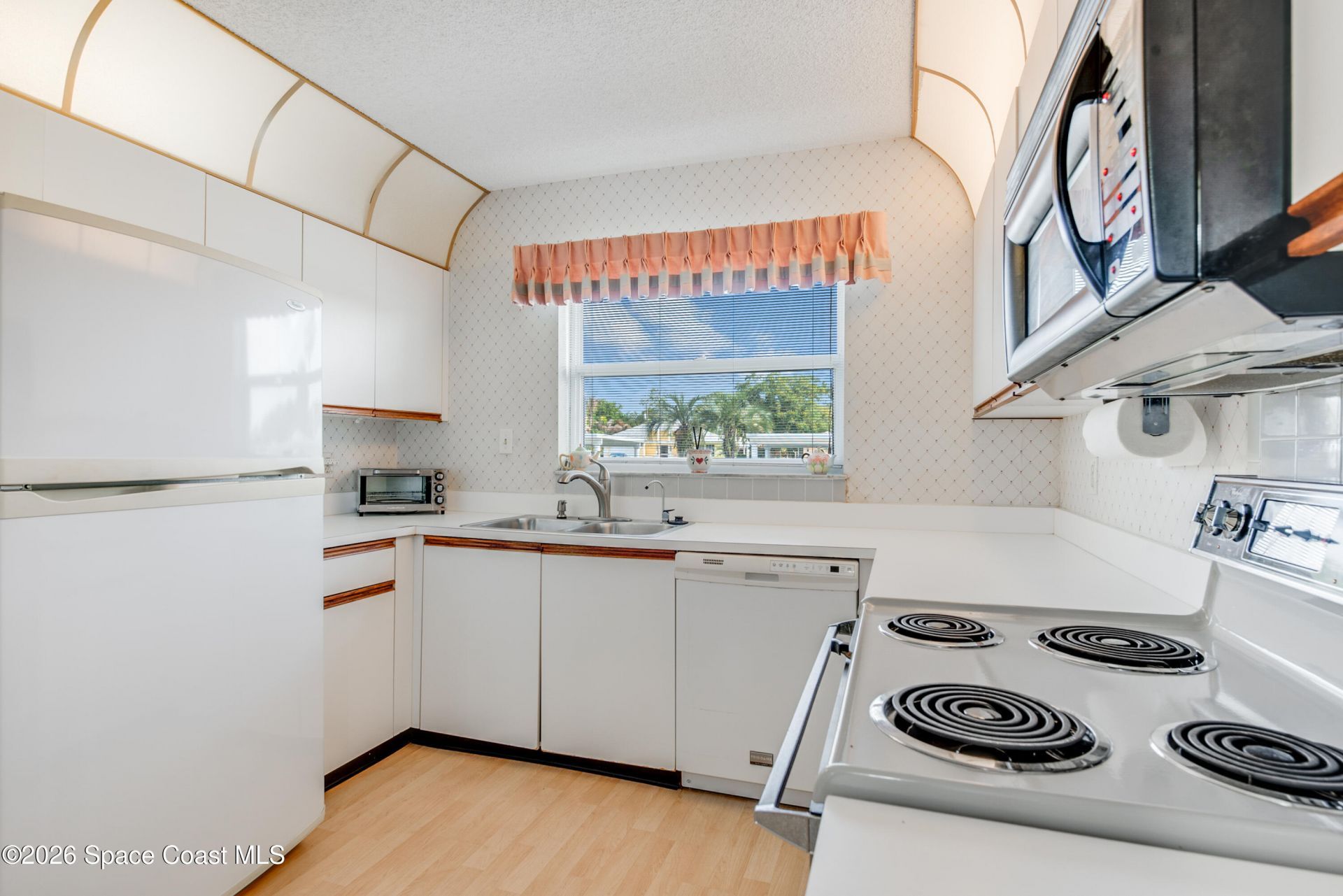 361 N Grove Isle Circle, Vero Beach, FL 32962 Photo
