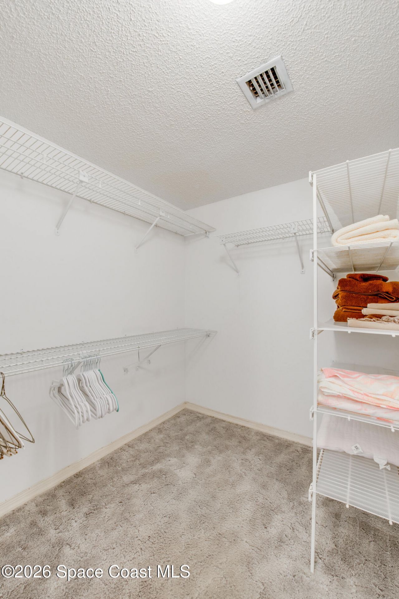 361 N Grove Isle Circle, Vero Beach, FL 32962 Photo