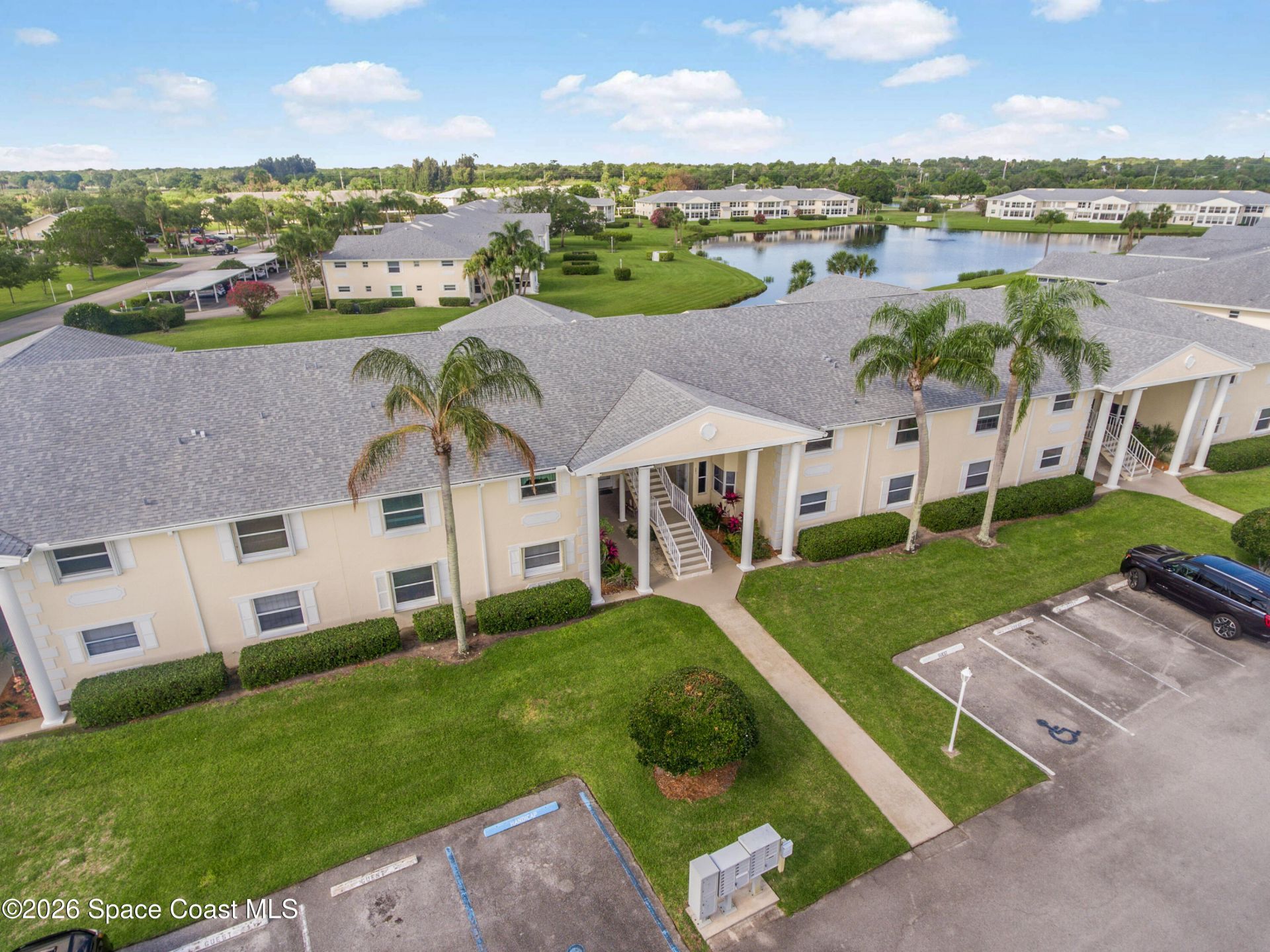 361 N Grove Isle Circle, Vero Beach, FL 32962 Photo