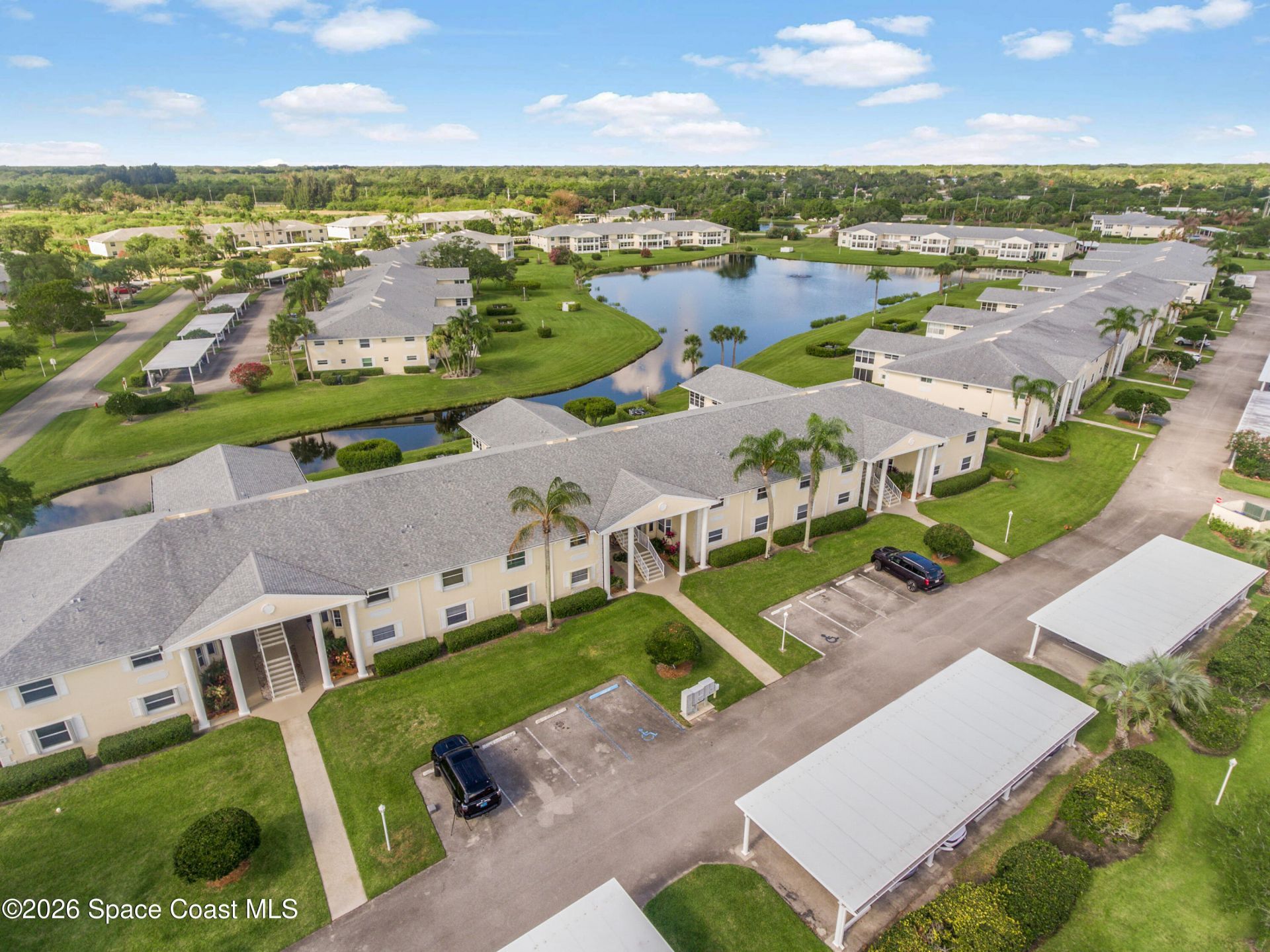 361 N Grove Isle Circle, Vero Beach, FL 32962 Photo