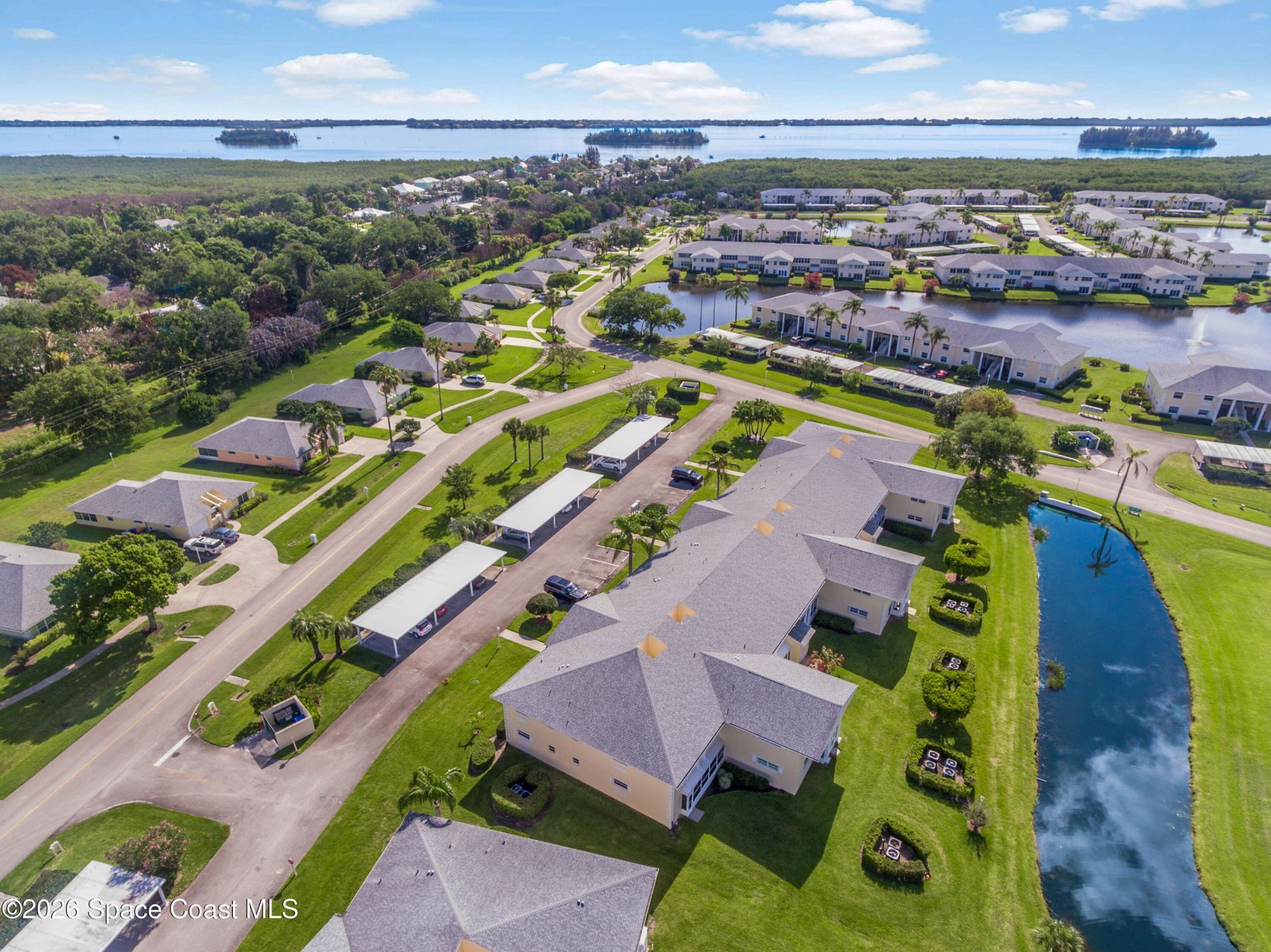 361 N Grove Isle Circle, Vero Beach, FL 32962 Photo