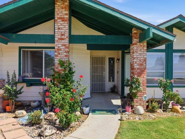 1106 McGinley Avenue, Bakersfield, CA 93308