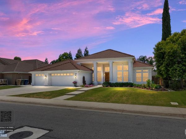 9107 Bridget Leigh Way, Bakersfield, CA 93312