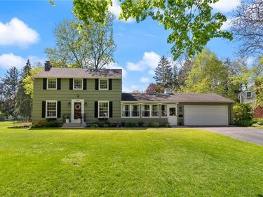 25 Lincolnshire Road, Webster, NY 14580