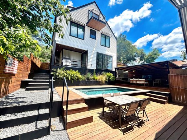 1914 E 8th ST , Austin, TX 78702