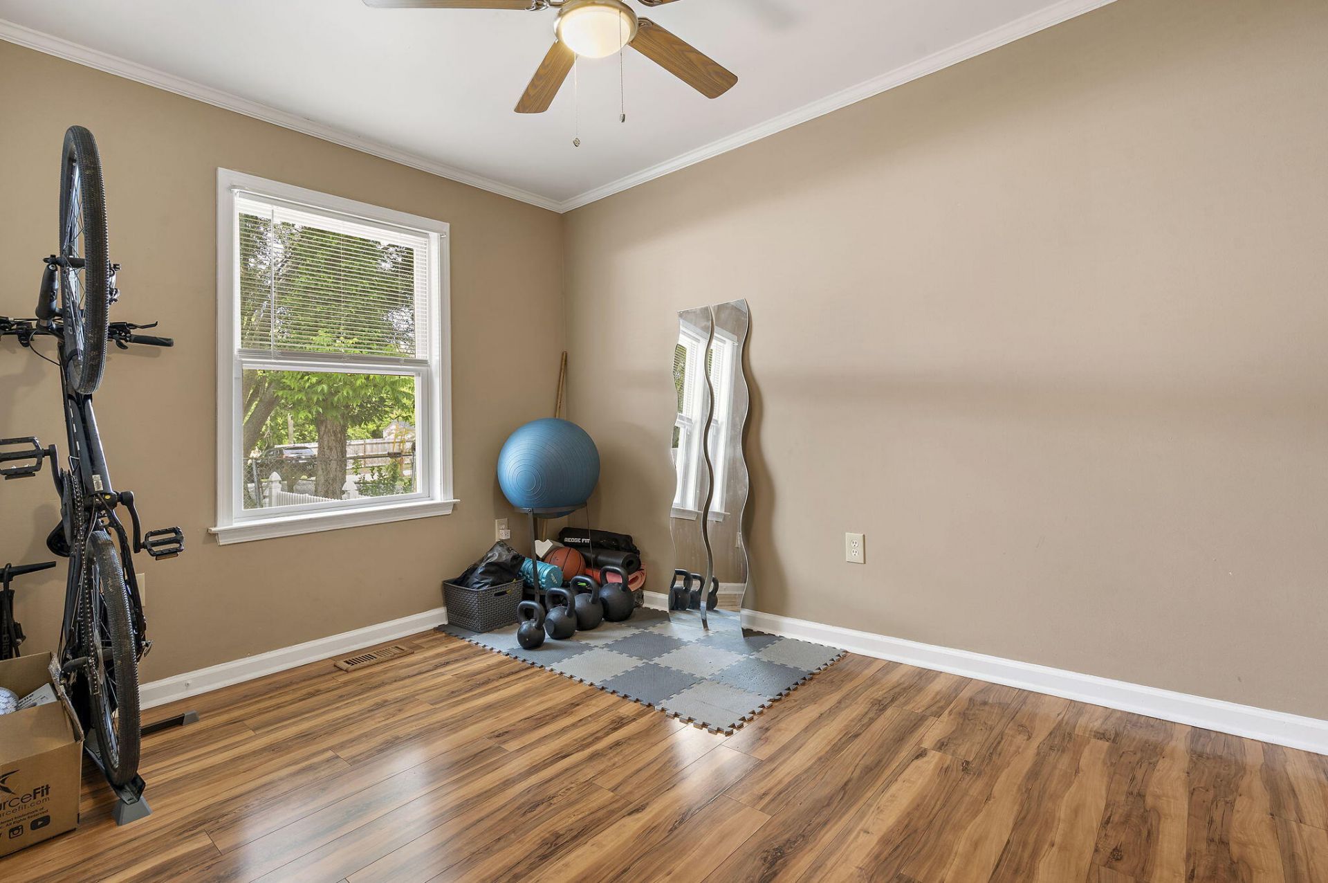 916 Hillsboro Drive Photo 25