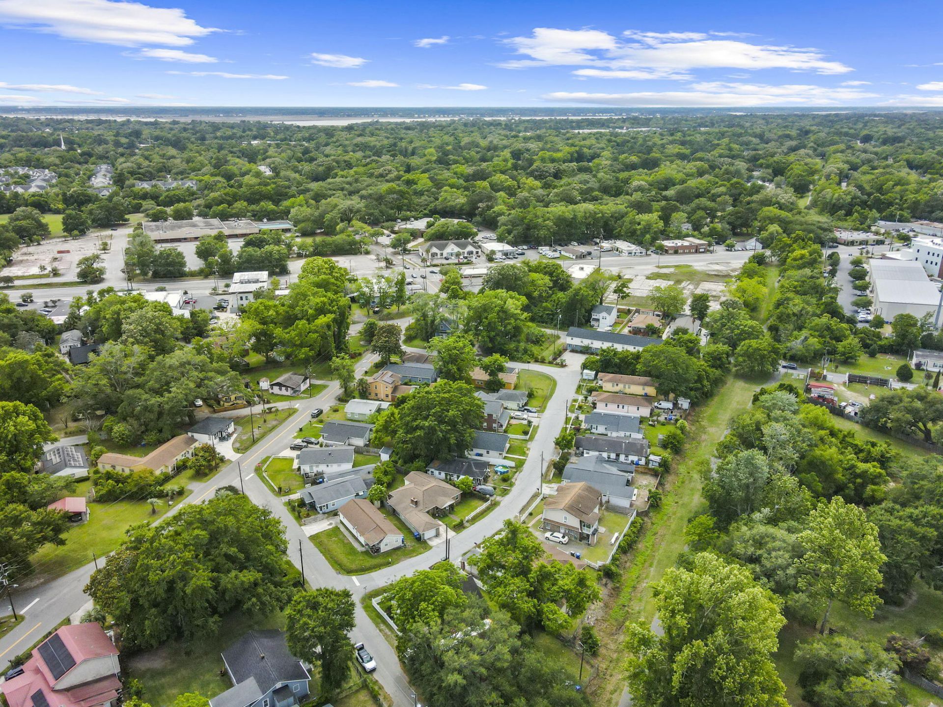 916 Hillsboro Drive Photo 45
