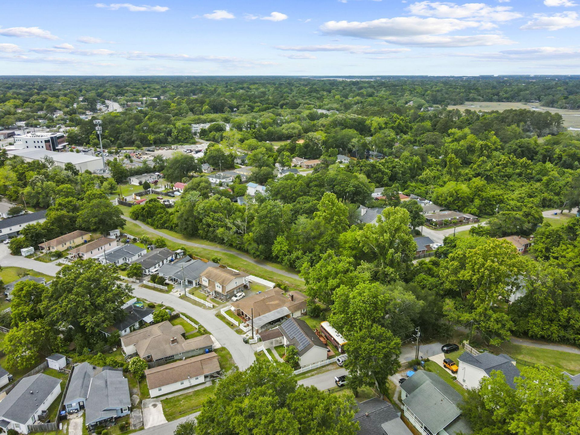 916 Hillsboro Drive Photo 48