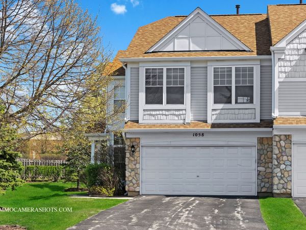 1058 Delta Drive , Elgin, IL 60123