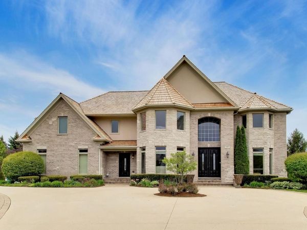 213 Justins Court , Vernon Hills, IL 60061