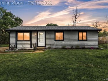 11 Faust Court, Ann Arbor, MI 48108