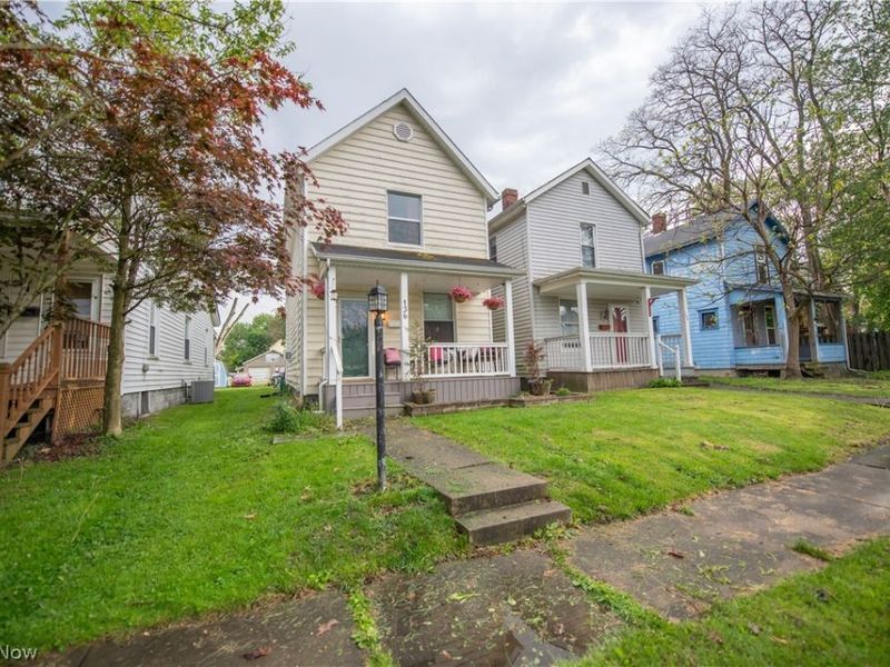 136 E Indiana Avenue, Sebring, OH 44672 Photo 2