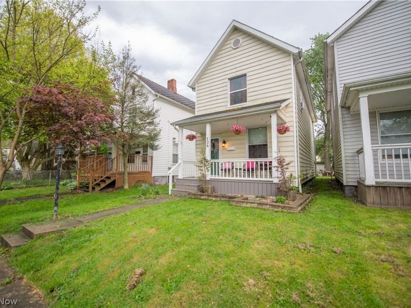 136 E Indiana Avenue, Sebring, OH 44672 Photo 3