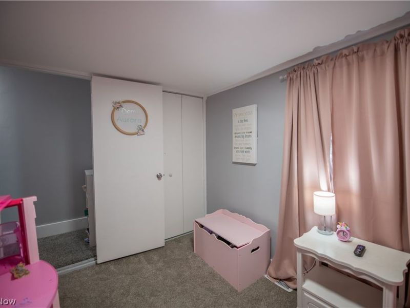 136 E Indiana Avenue, Sebring, OH 44672 Photo 7