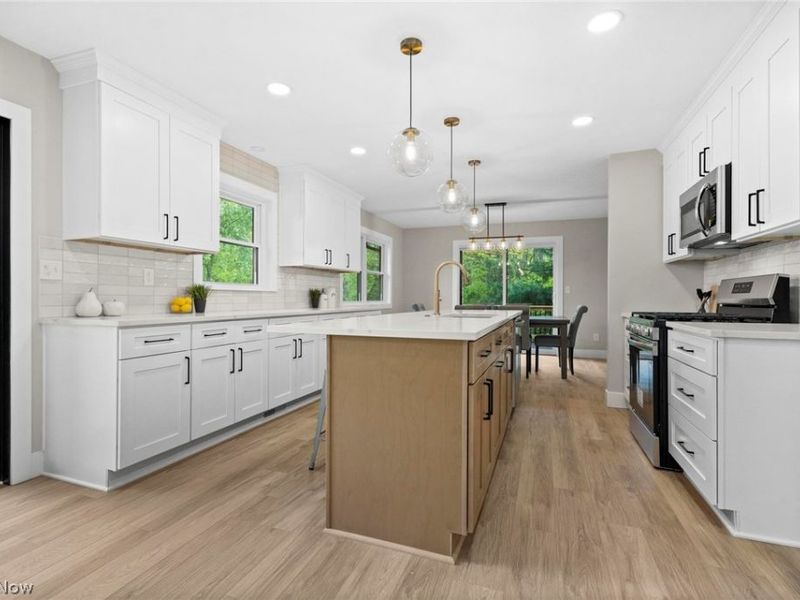 2203 S Medina Line Road, Wadsworth, OH 44281 Photo 14