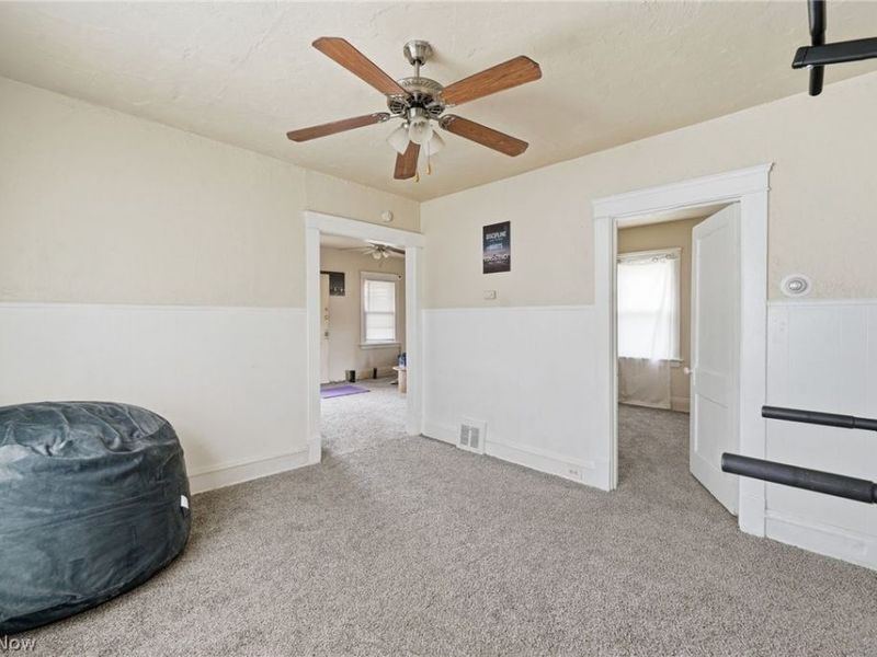 13611 Beachwood Avenue, Cleveland, OH 44105 Photo 9