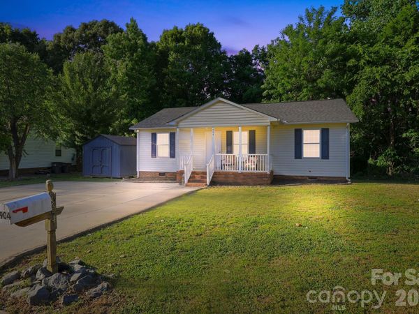 904 Hoke Street , Kannapolis, NC 28081