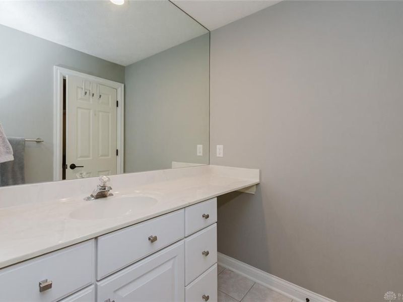 1123 Waters Edge Drive, Centerville, OH 45458 Photo 36