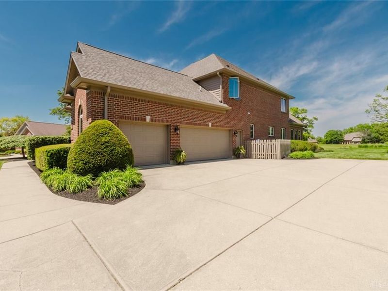 1123 Waters Edge Drive, Centerville, OH 45458 Photo 58