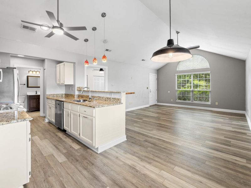 5359 Pond View Drive, Westerville, OH 43081 Photo 16