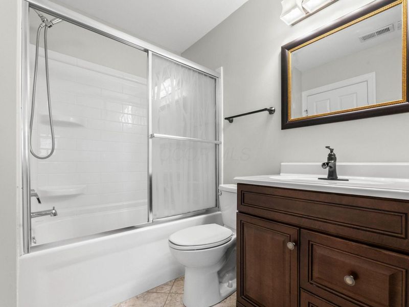 5359 Pond View Drive, Westerville, OH 43081 Photo 20