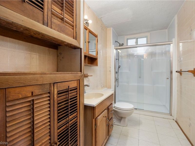 2011 E 31st Street, Lorain, OH 44055 Photo 14