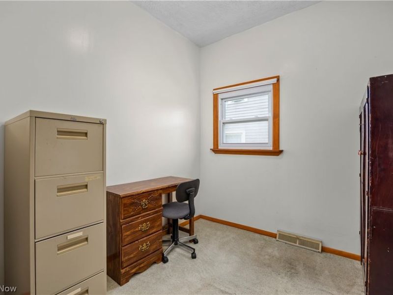 2011 E 31st Street, Lorain, OH 44055 Photo 15