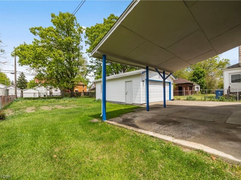 2011 E 31st Street, Lorain, OH 44055 Photo 6