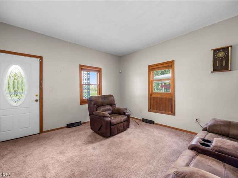 2011 E 31st Street, Lorain, OH 44055 Photo 7