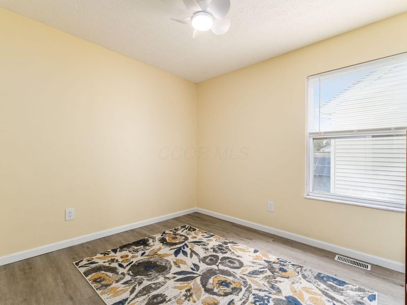 1385 Hackworth Street, Columbus, OH 43207 Photo 29
