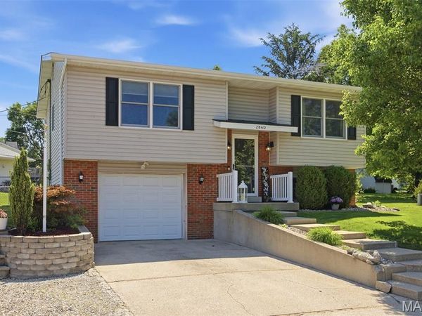 2840 Orchid Court, Highland, IL 62249