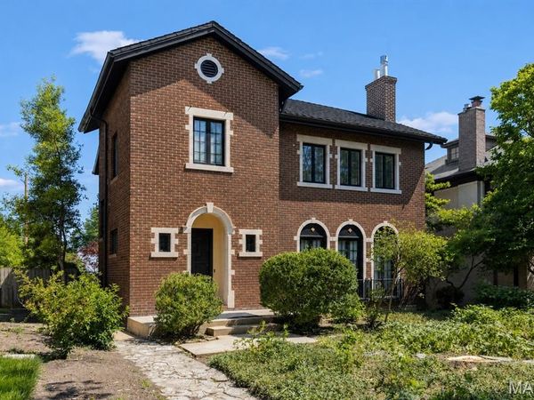 73 Arundel Place, Clayton, MO 63105