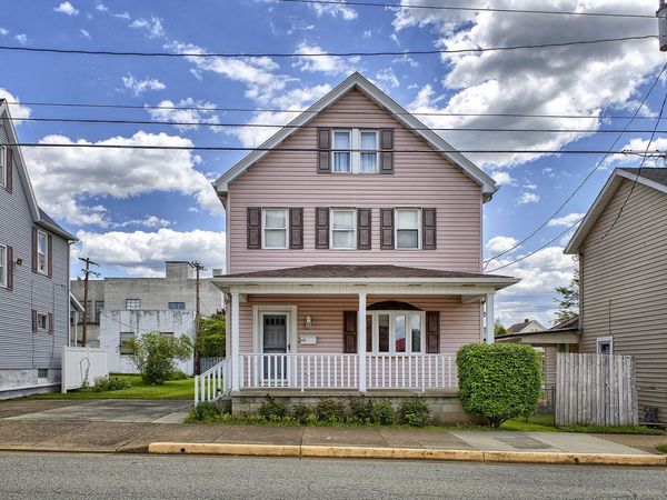 213 Chestnut Street, Latrobe, PA 15650