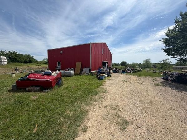 9300 Johns Road, Alvarado, TX 76009