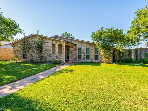 2200 Marble Falls Drive, Carrollton, TX 75007