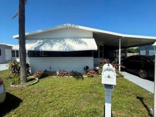 6078 Seashore Drive, Lantana, FL 33462