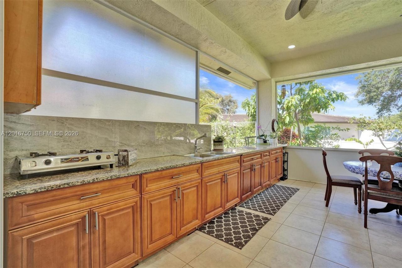 4401 SW 74th Ter , Davie, FL 33314 Photo