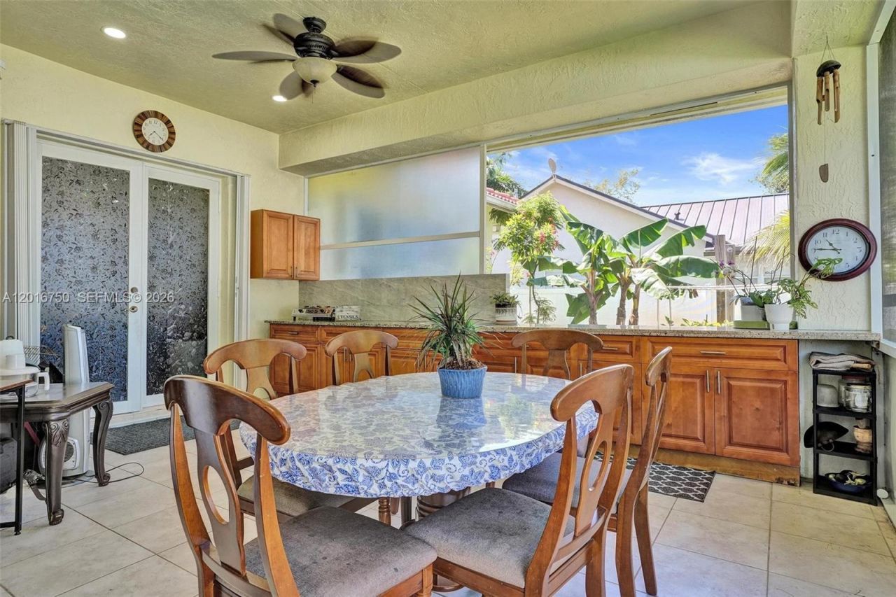 4401 SW 74th Ter , Davie, FL 33314 Photo