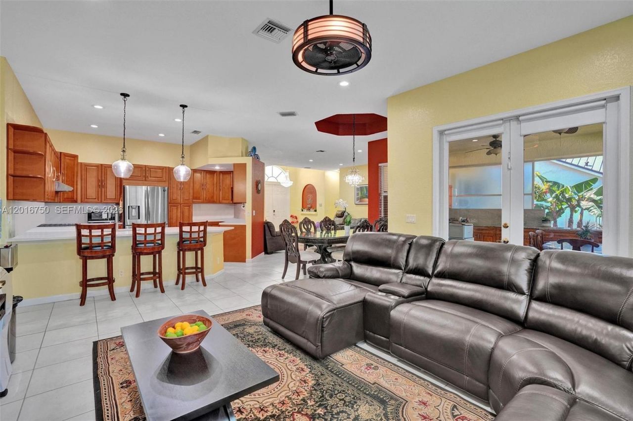 4401 SW 74th Ter , Davie, FL 33314 Photo