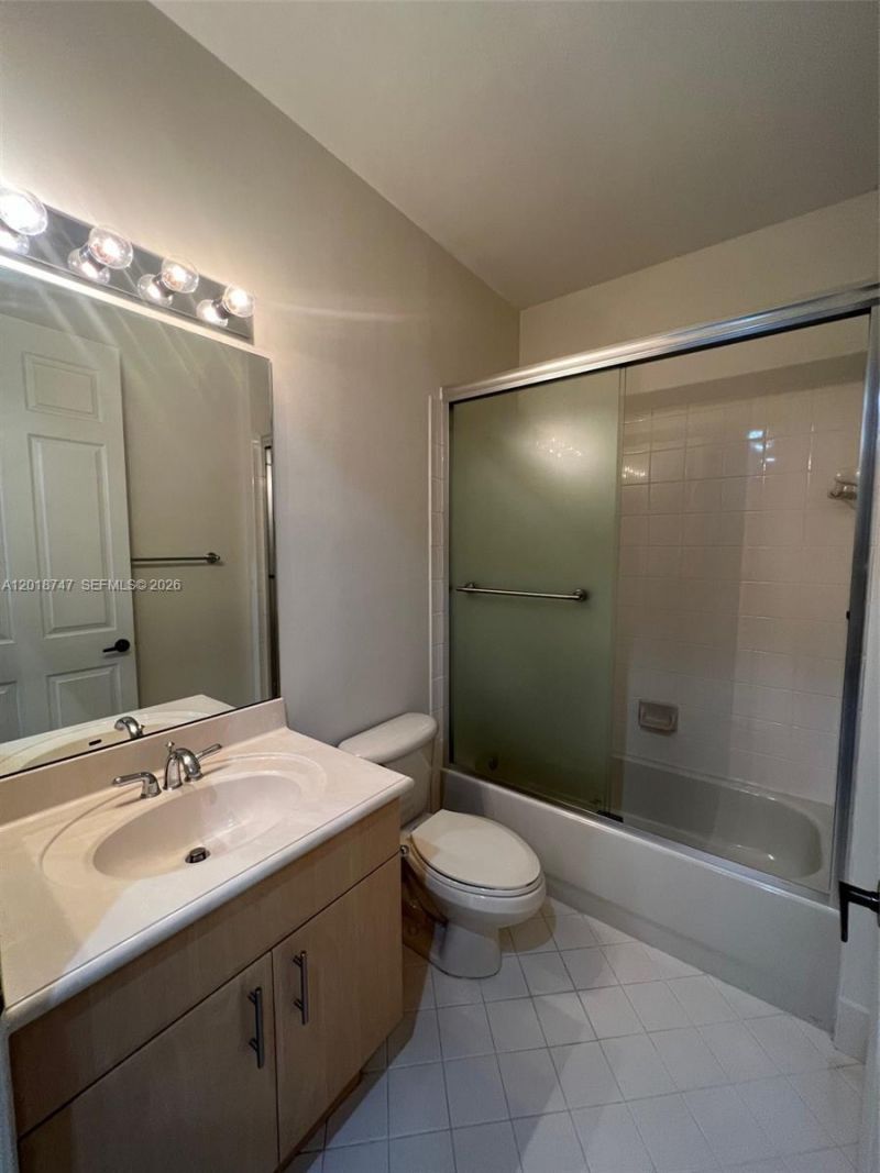 2816 Kinsington Cir , Unit 28-1, Weston, FL 33332 Photo