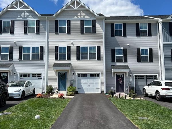 235 HAMILTON LANE , COATESVILLE, PA 19320