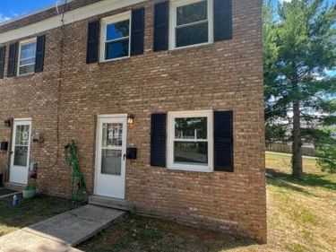 201 LAVERNE AVENUE, Unit B, ALEXANDRIA, VA 22305