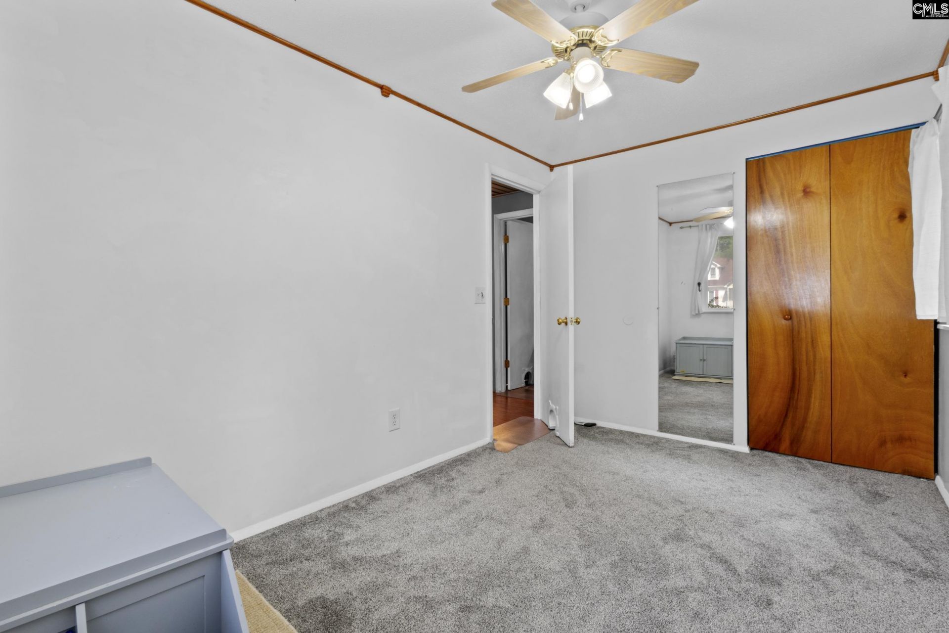 273 Farmdale Drive Photo 14
